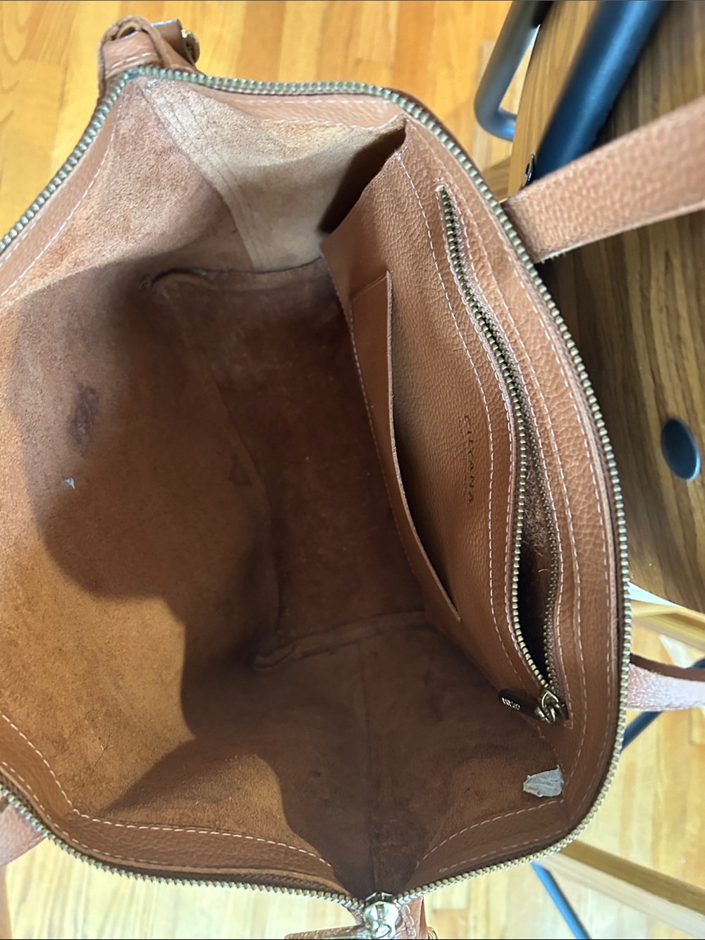 Cuyana Pebbled Leather Tote in Caramel - Picture 9 of 9
